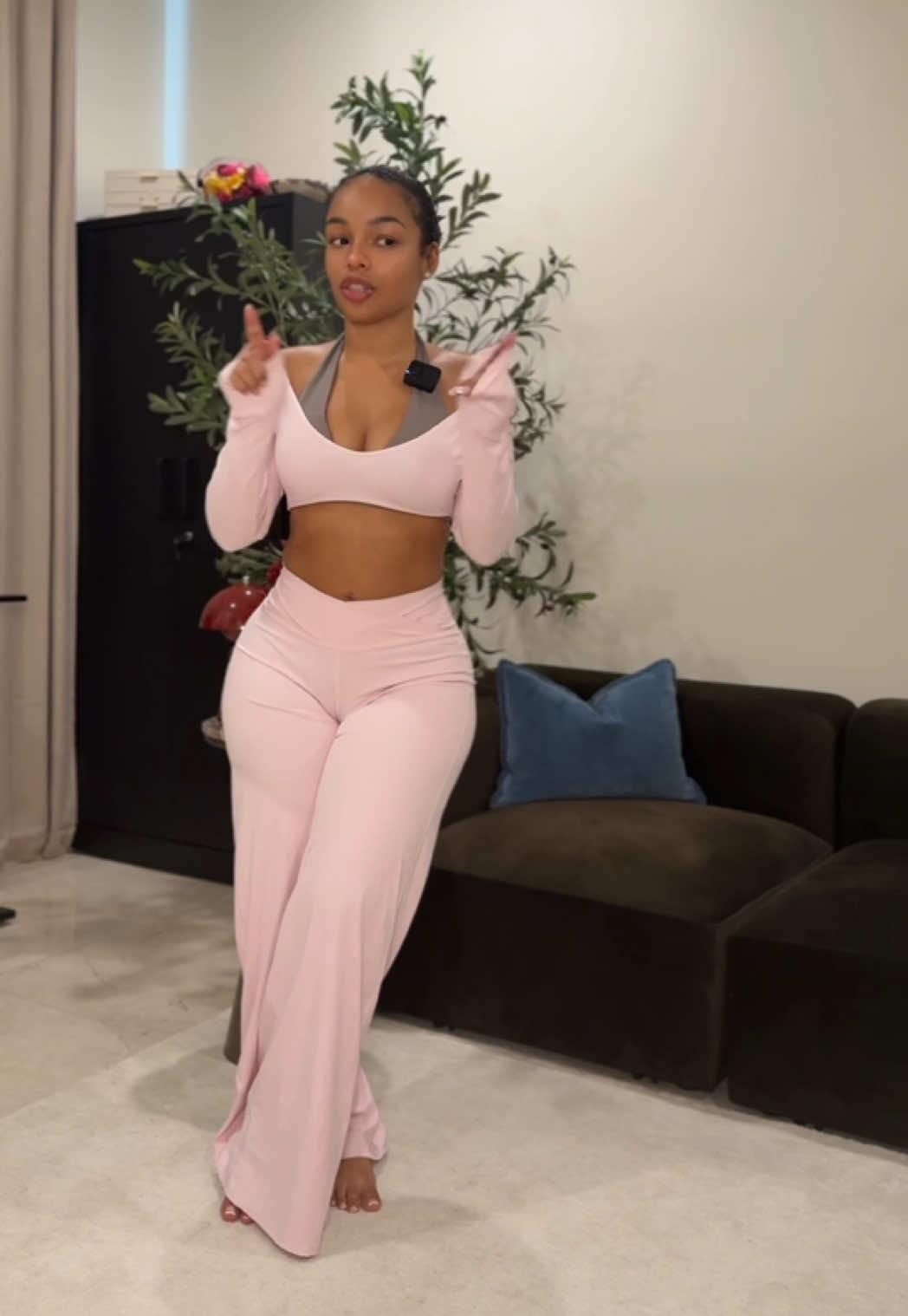 @YT: Aaliyah Enjoli