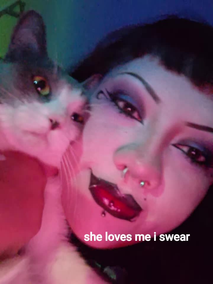 @ClownGutz🤡