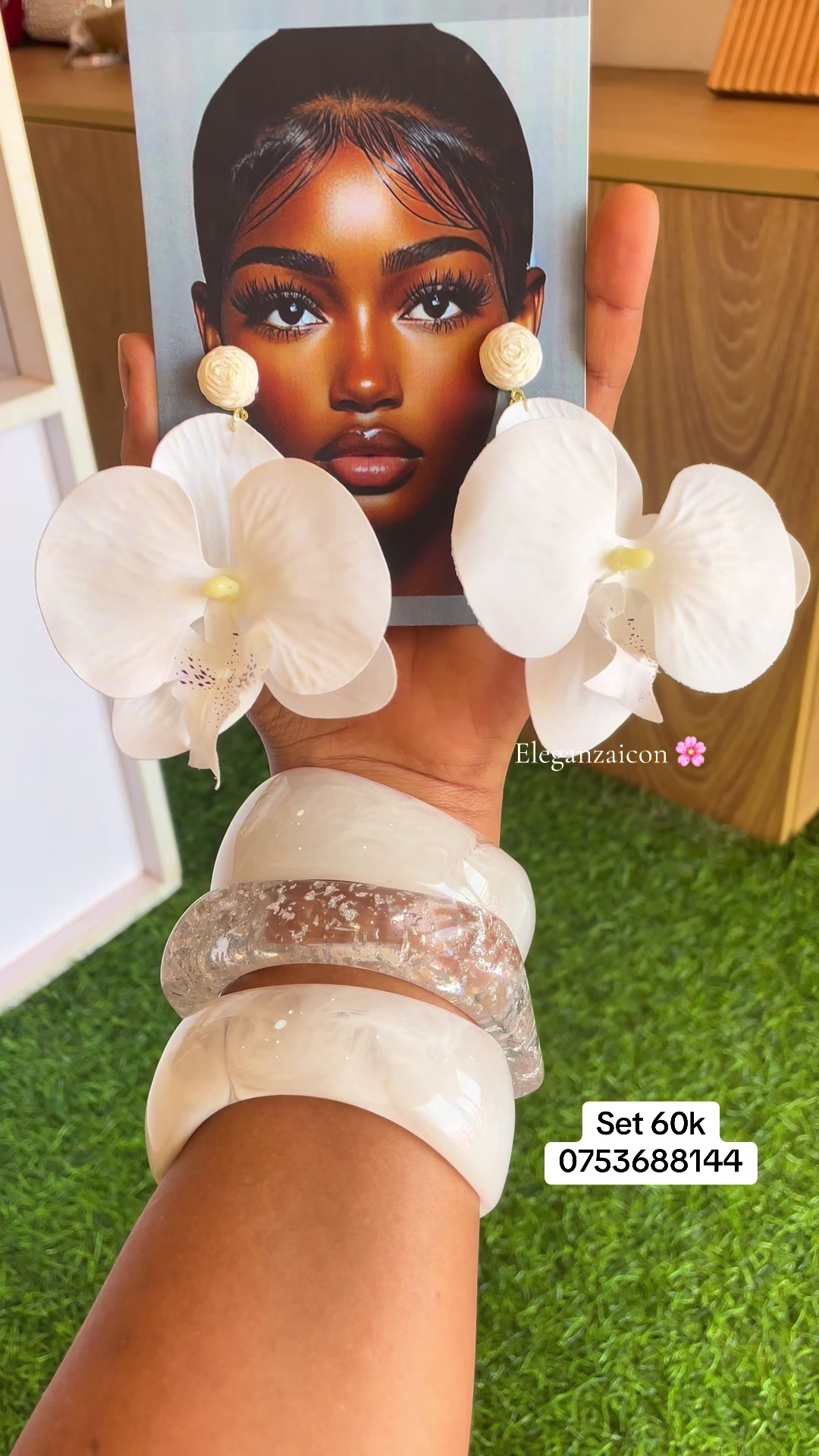 @ELEGANZAicon-jewelry/bag/heels