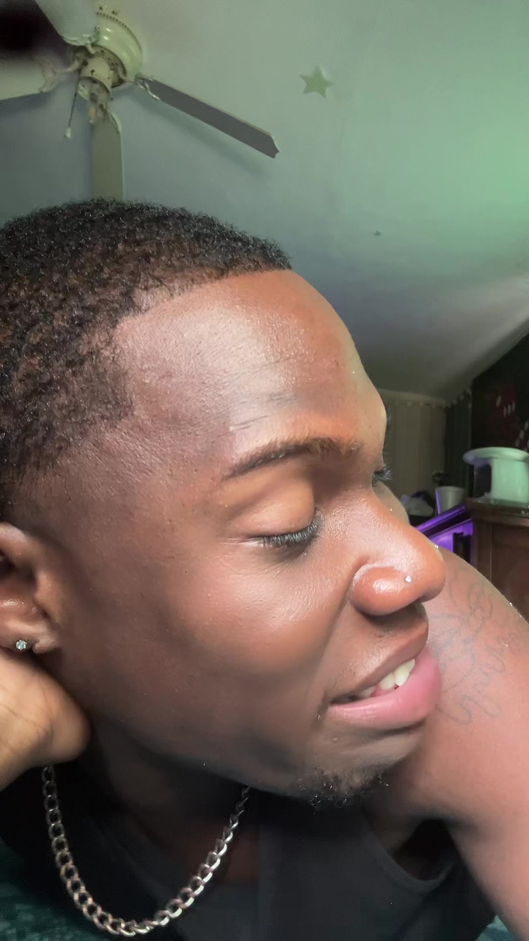 @Insta: @fineaxxmike