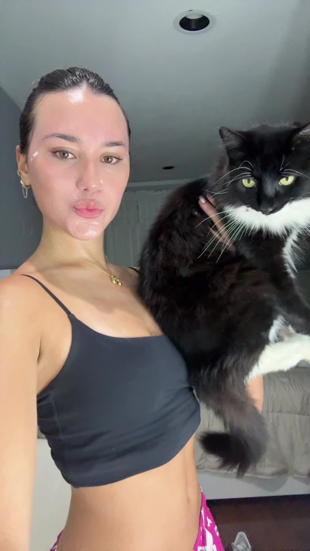 @maria.