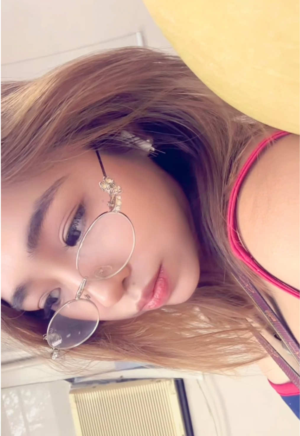 @<3