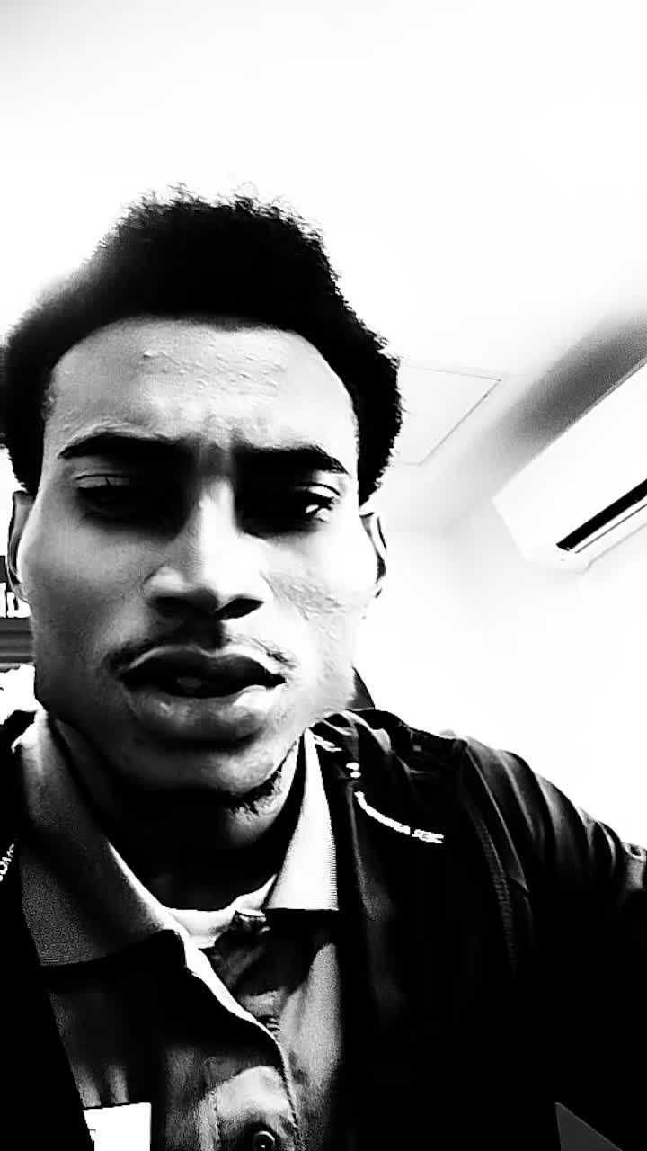 @eli_bliqq