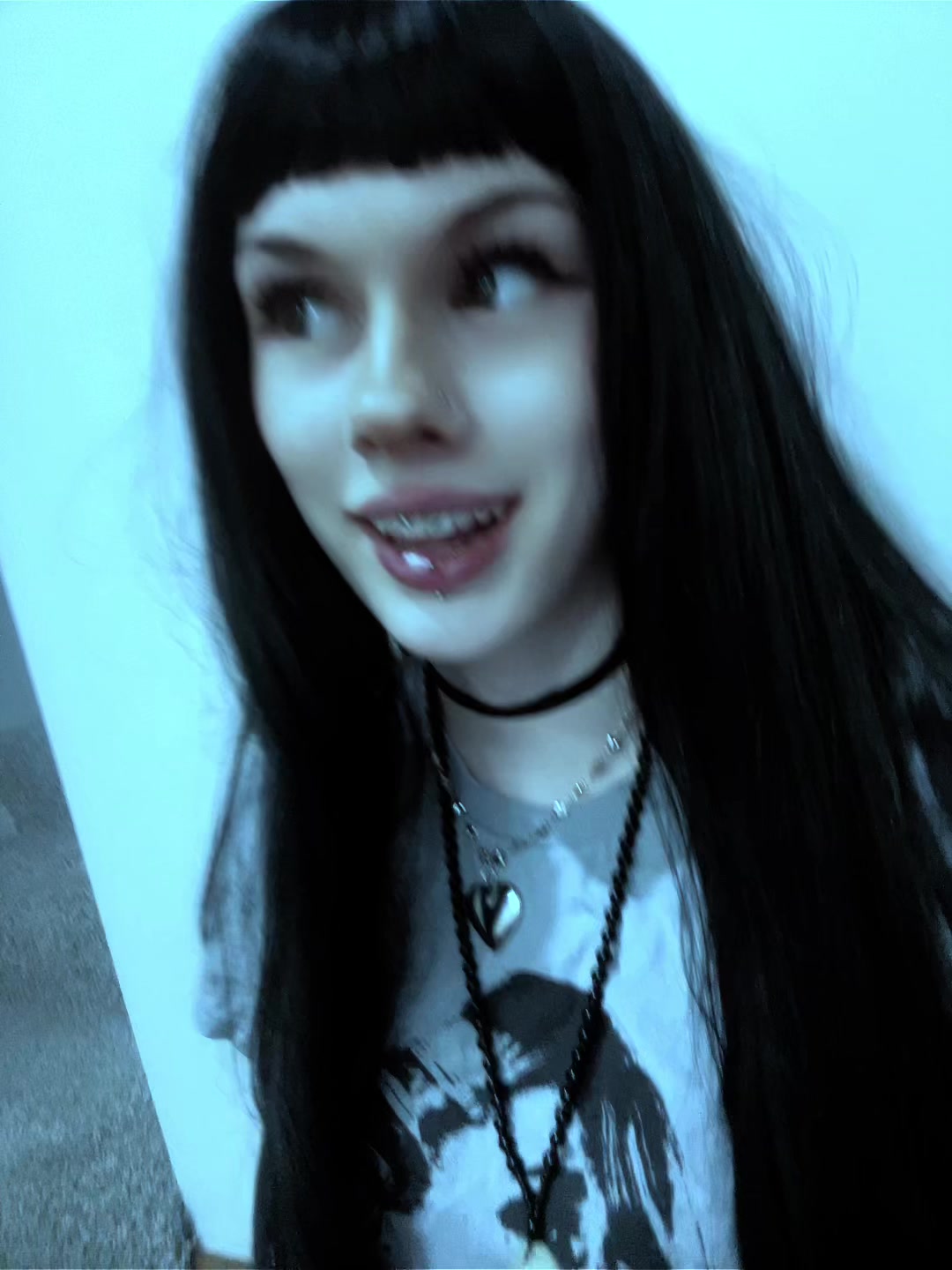 @ᴸⁱˡˡʸ