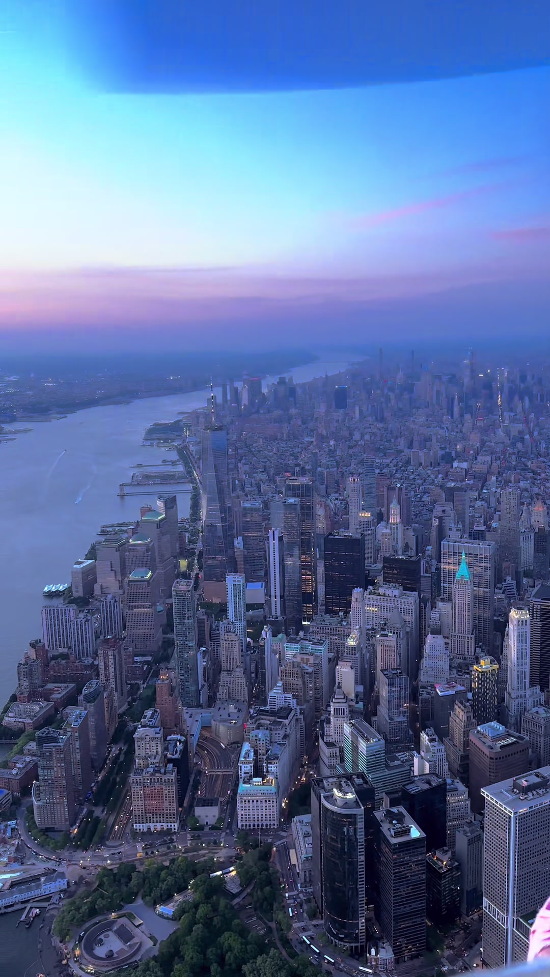 @FlyNYON