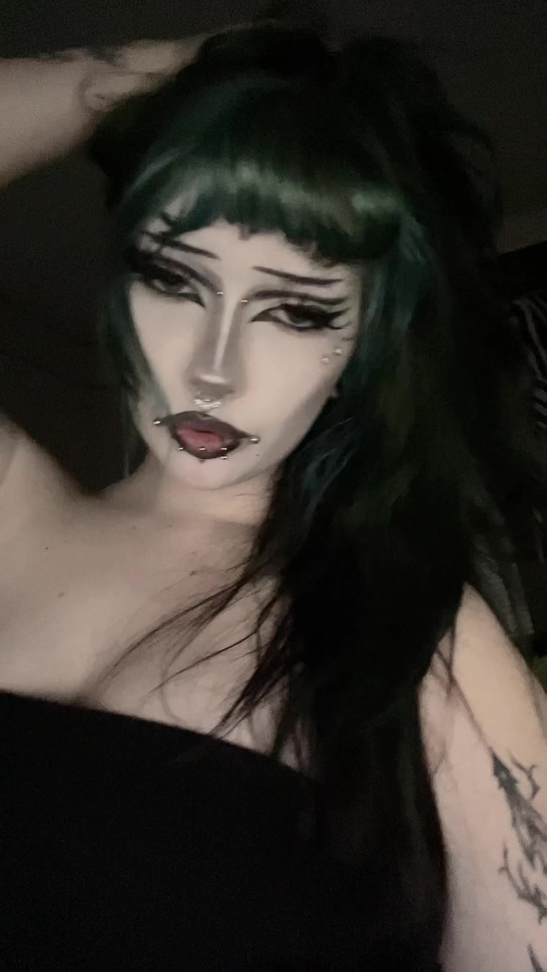 @Haily🗝️