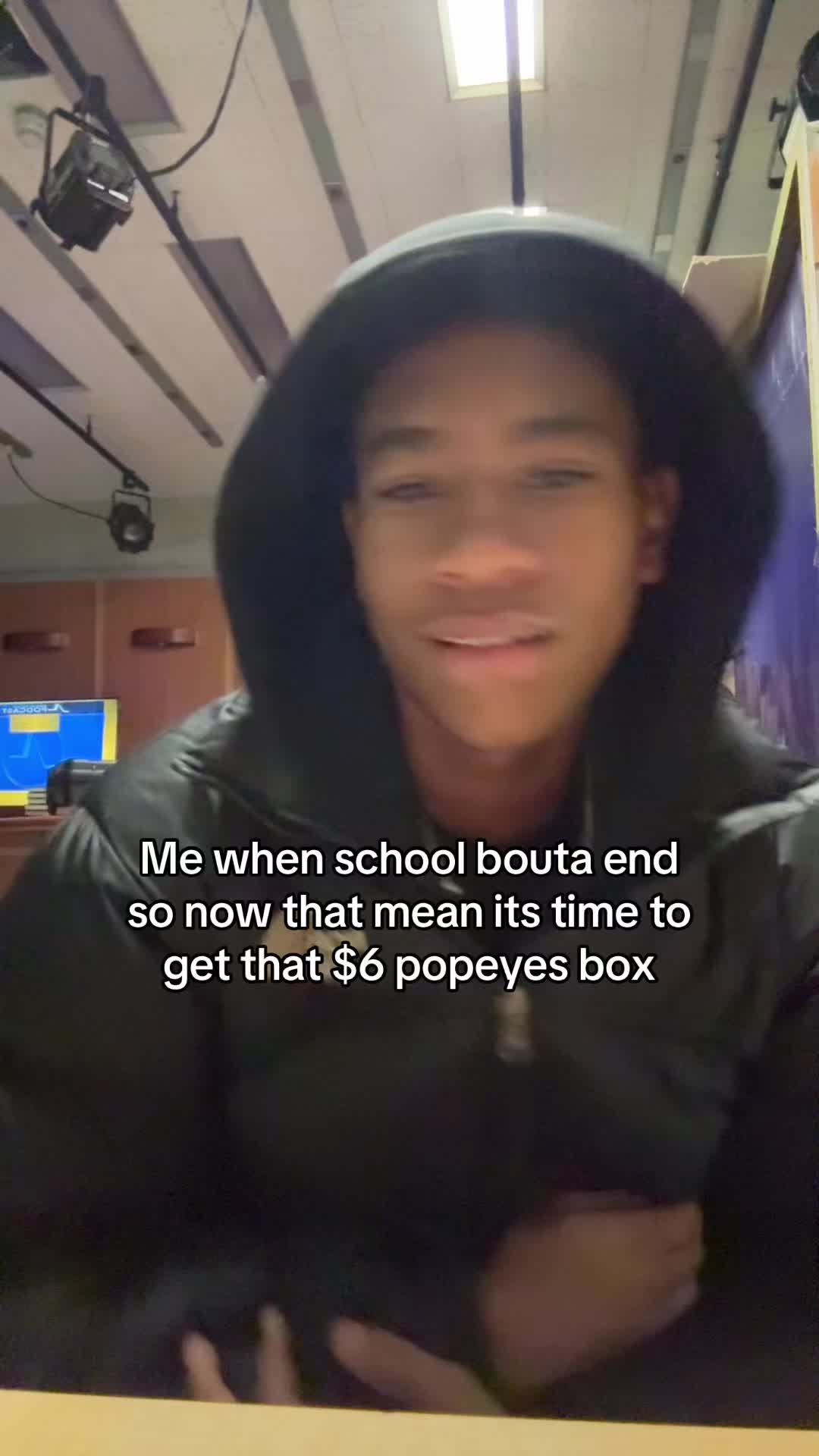 @🧟&zwj;♂️