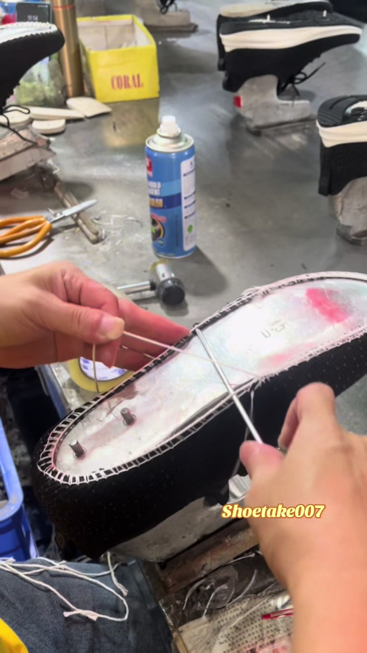 @SHOETAKE