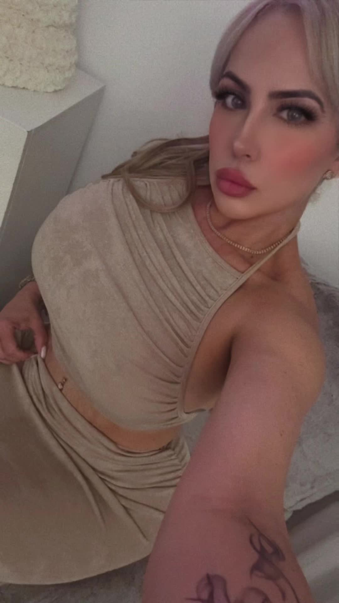 @𝐿𝑒𝒾𝒹𝓎𝓈 𝓅𝑒𝓇𝑒𝓏/Style