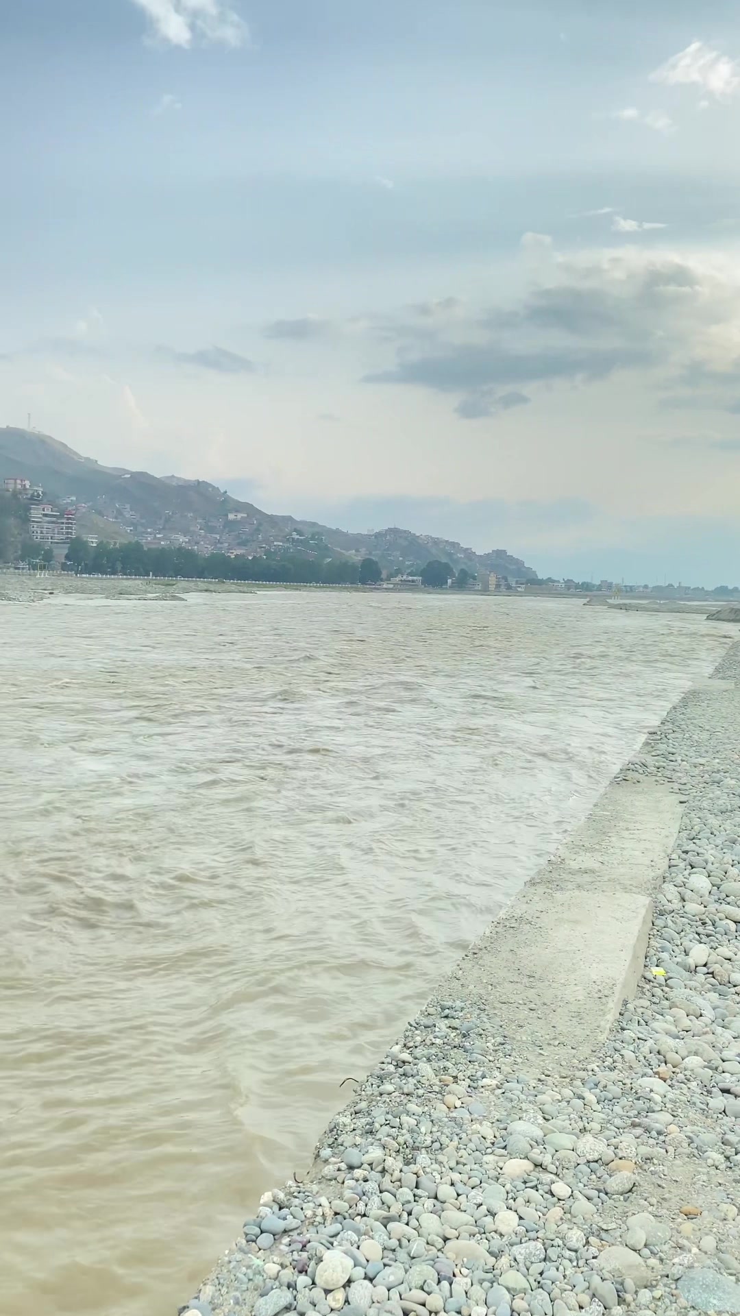 @غنی 🍁