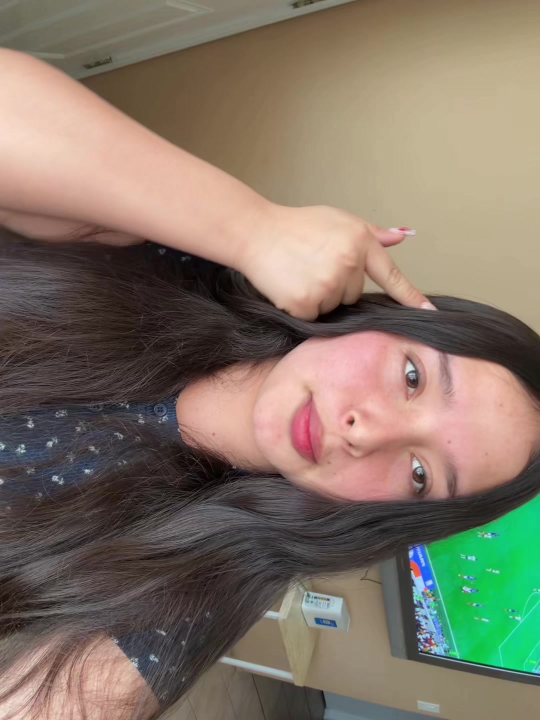 @CARMEN 🫰🏻