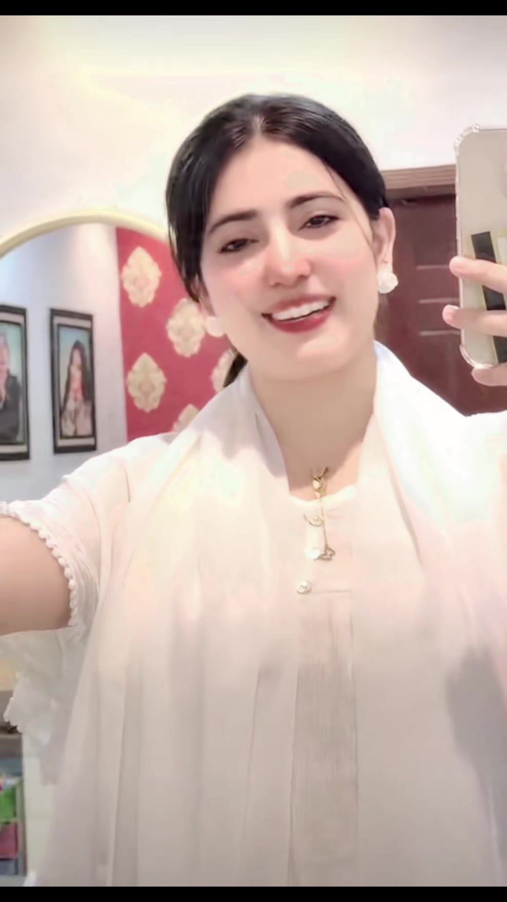 @Makhna🌼