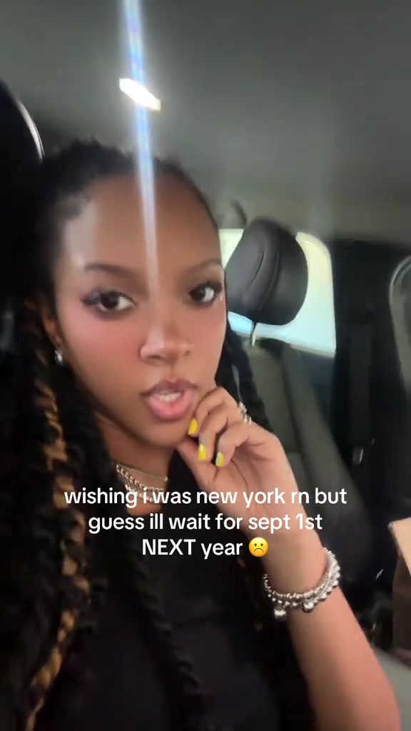 @ella b.