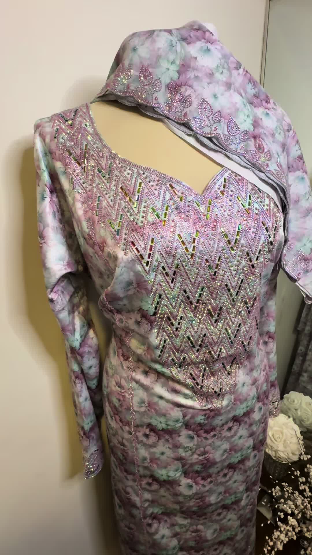 @KinaKosbeauty
