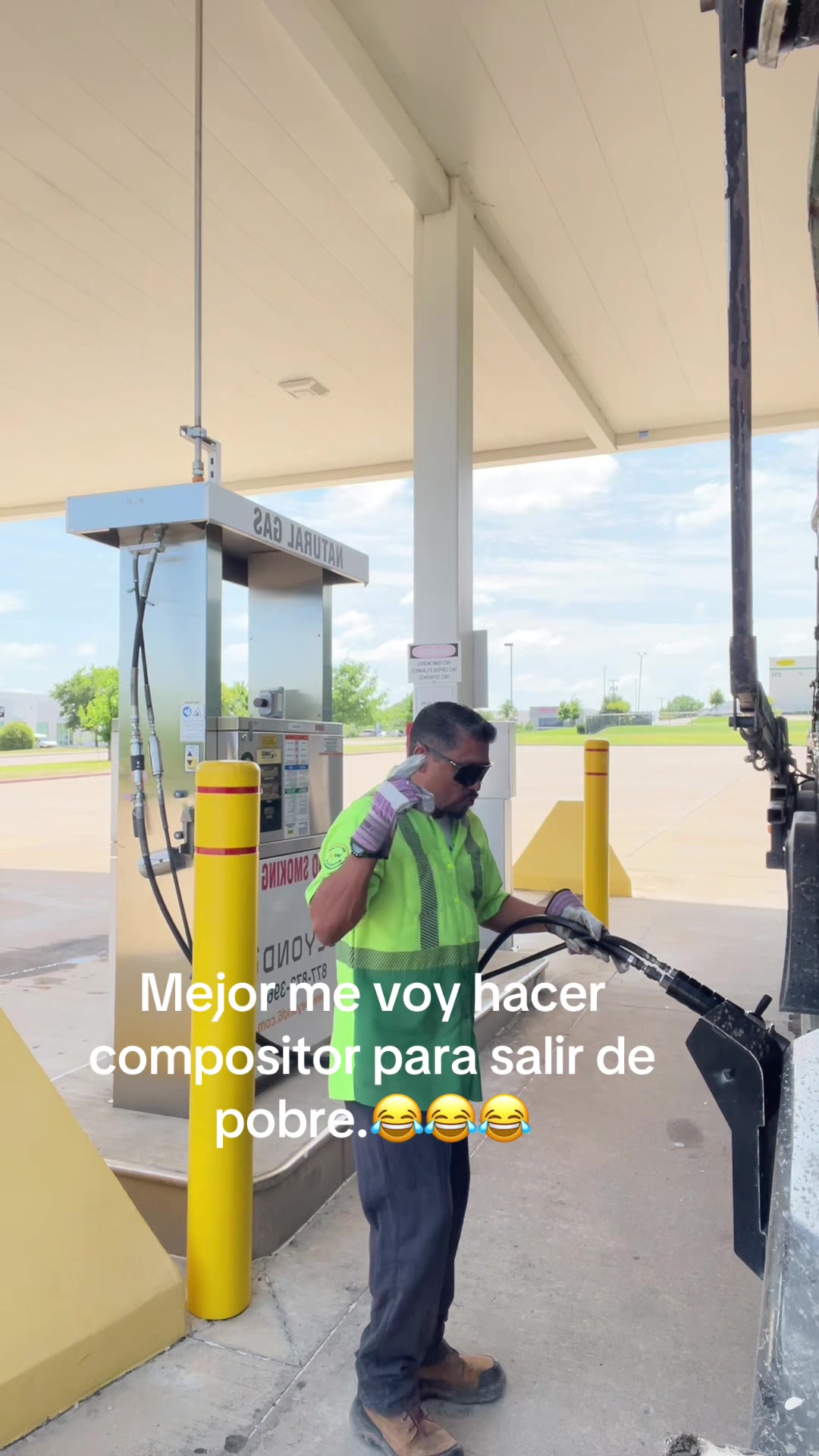 @H. Del Angel