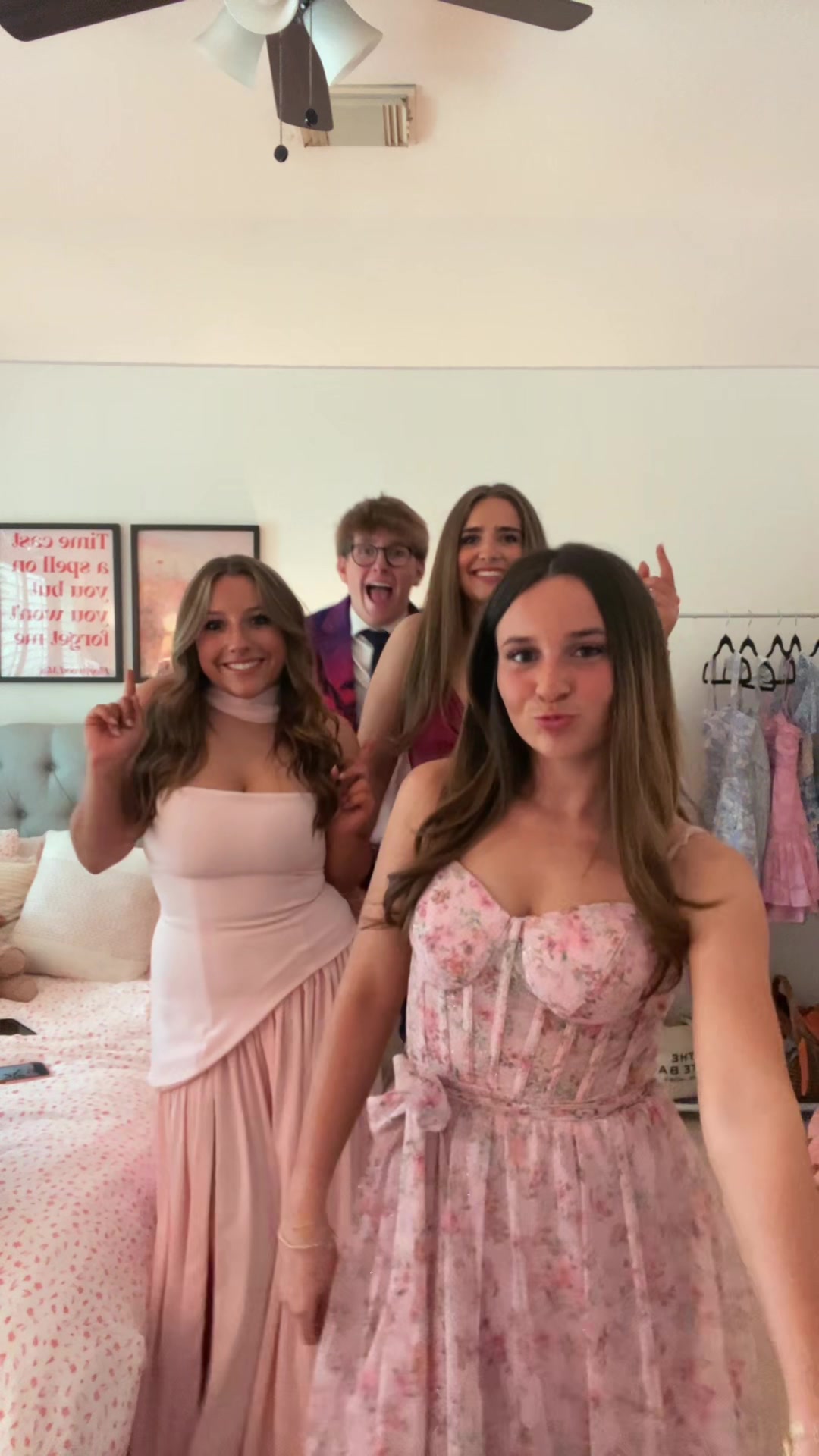 @ADELYNN