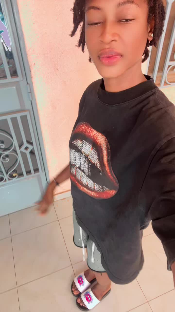 @🎀la🥰petite🖇️soeur🧸de Desmo