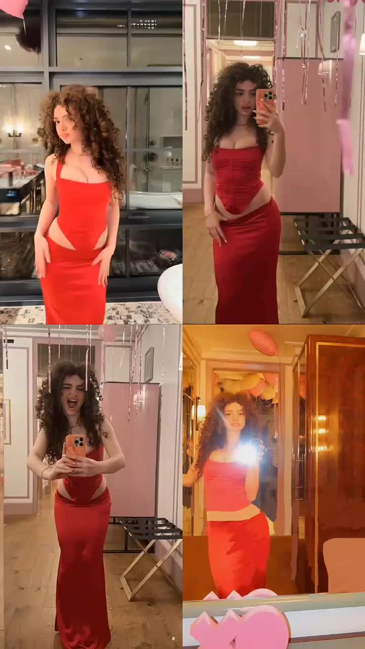 @miakalogeras