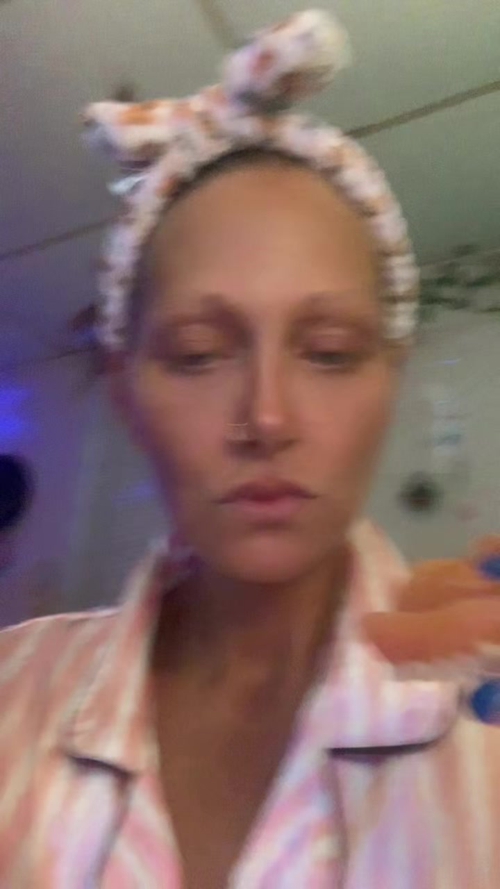 @Clickclackchiclets