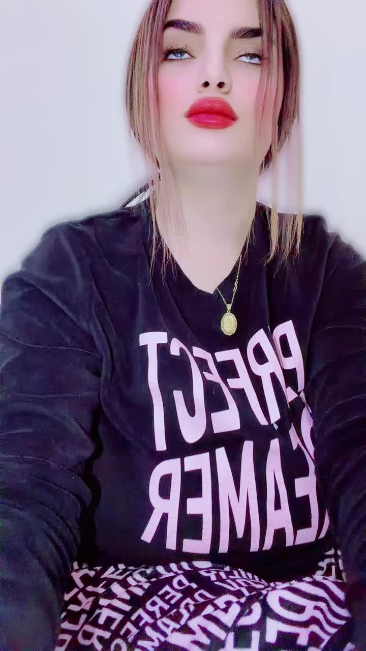 @لالة سلطانة 👑💜🪬