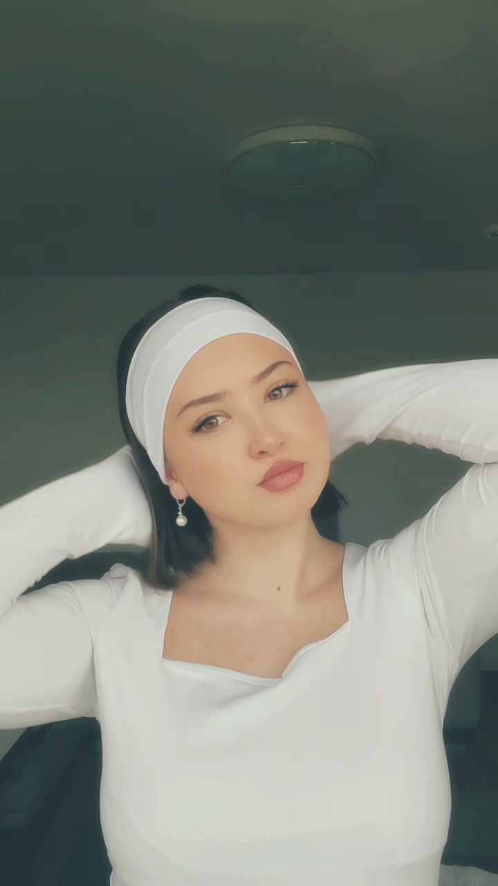 @T