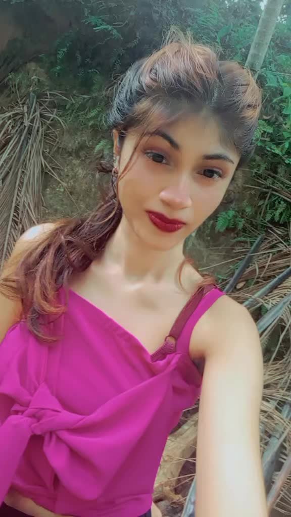 @Dilsha 🧚♱✨🧚