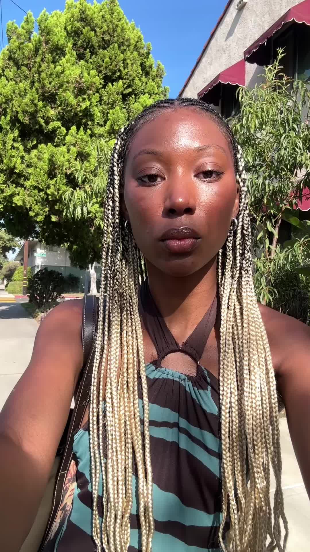 @NelloVintage