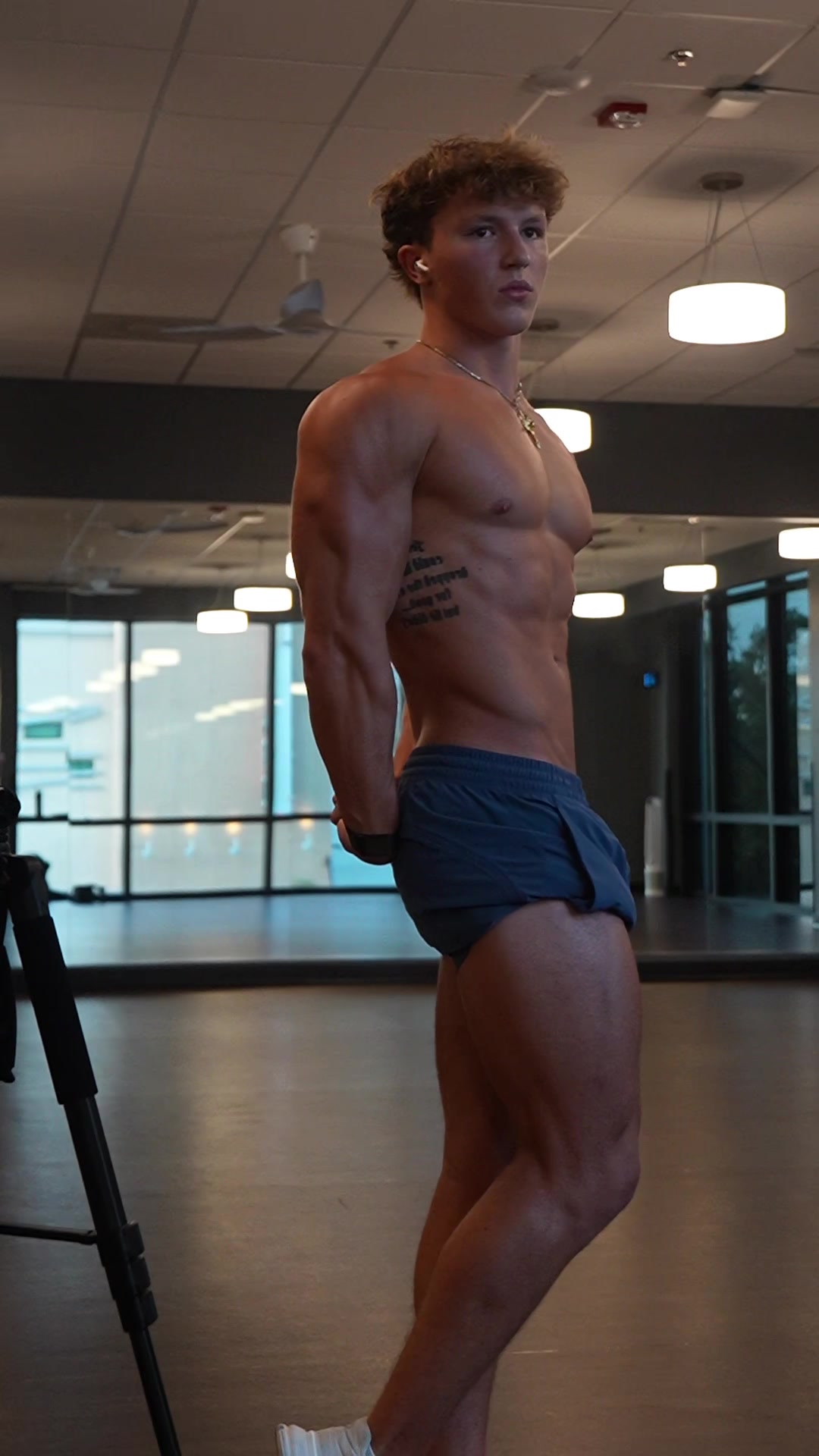 @etony🐺
