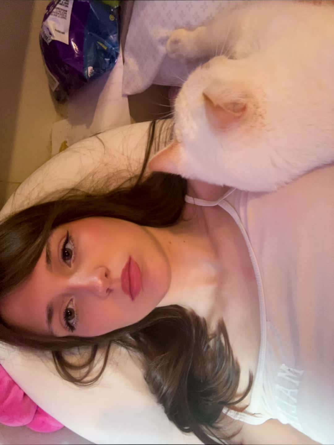 @eepykittiew
