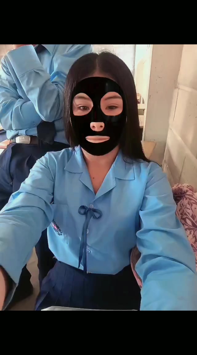 @𝔰𝔬𝔩𝔬𝔯𝔷𝔞𝔫𝔬👸🏻