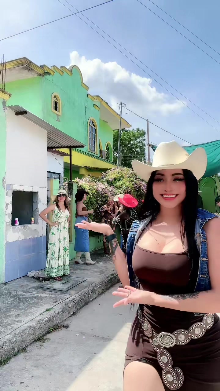 @eli gomez