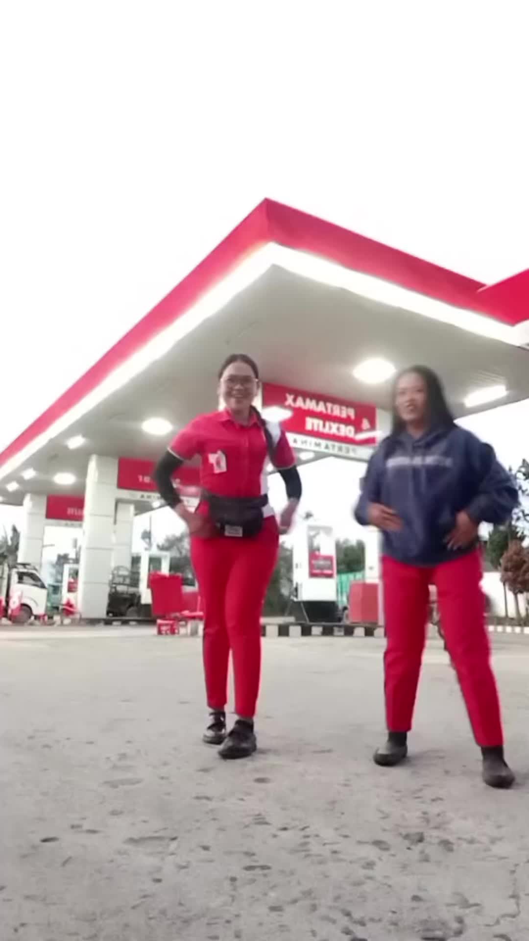 @😜