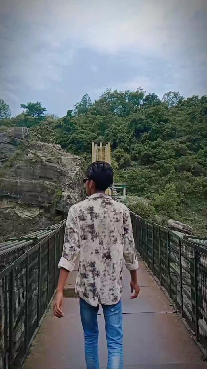 @Karun🖤⚡