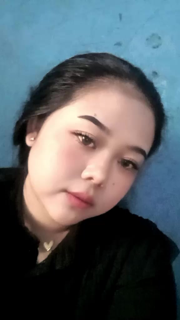 @apriliyaa0802