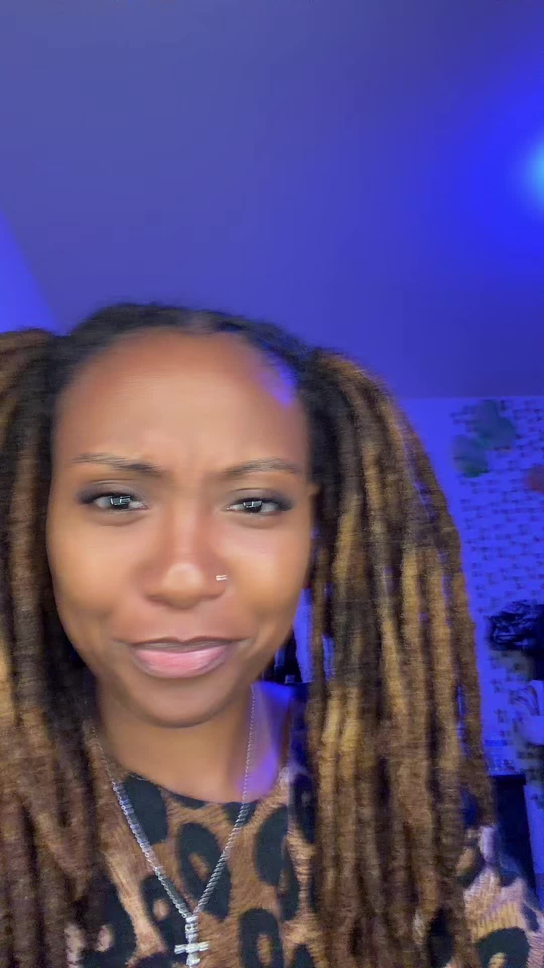 @nia