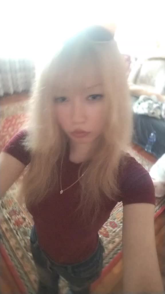 @ксю😼@