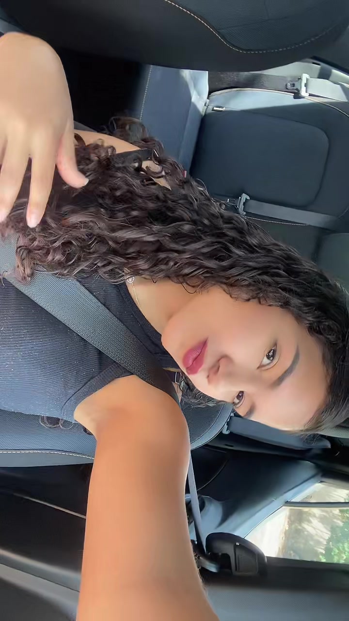 @Layssa Karollyna