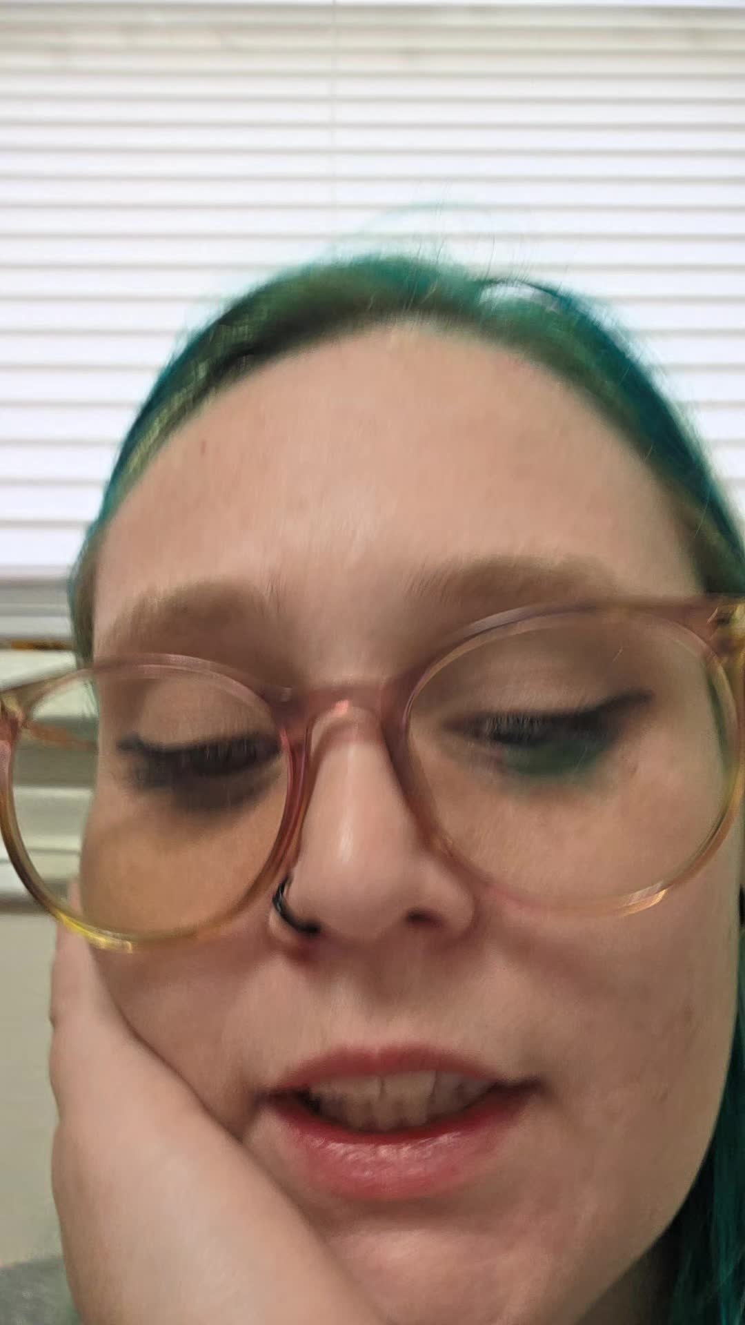 @EmieWonders