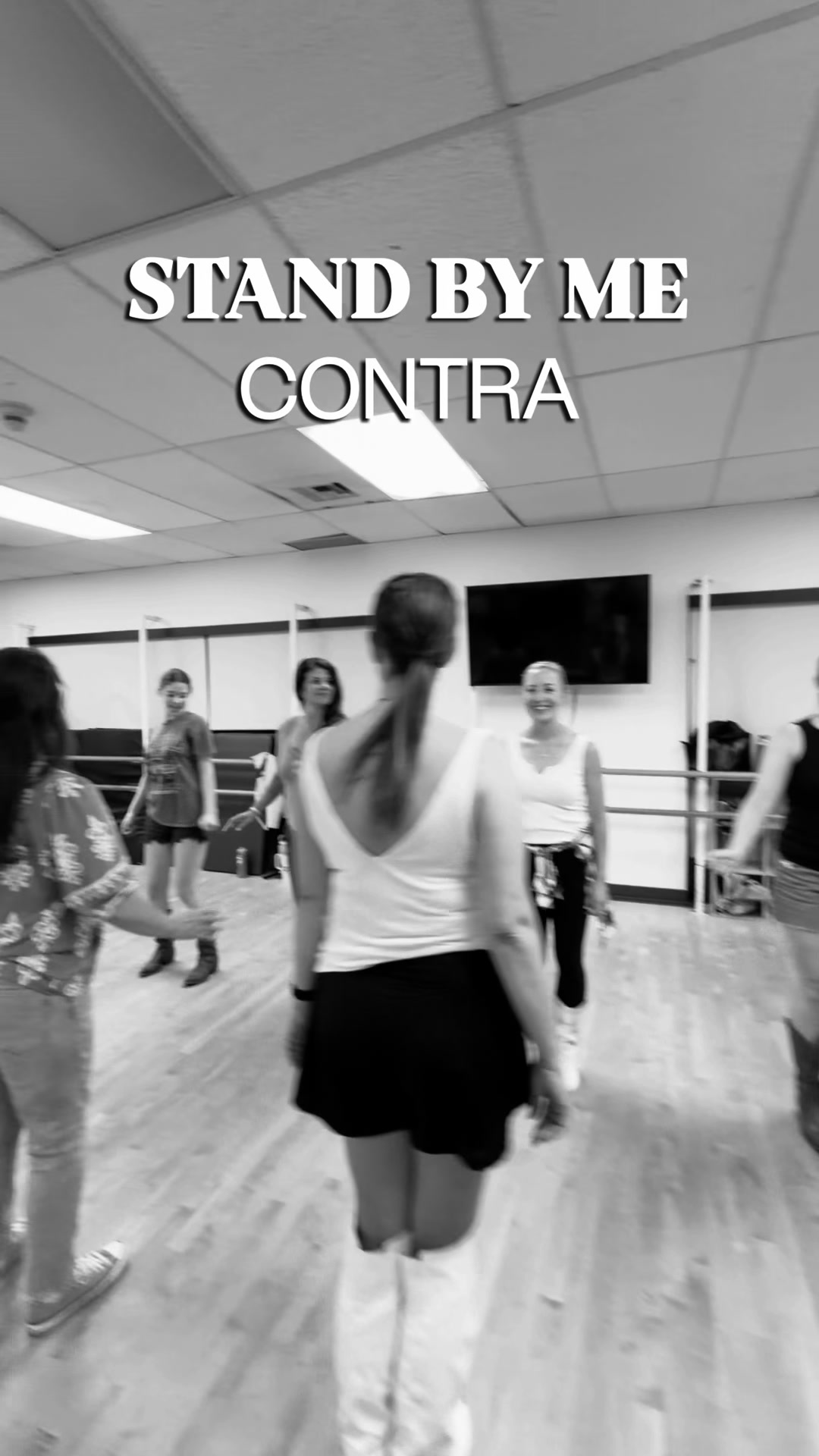 @Silver Line Social Dance