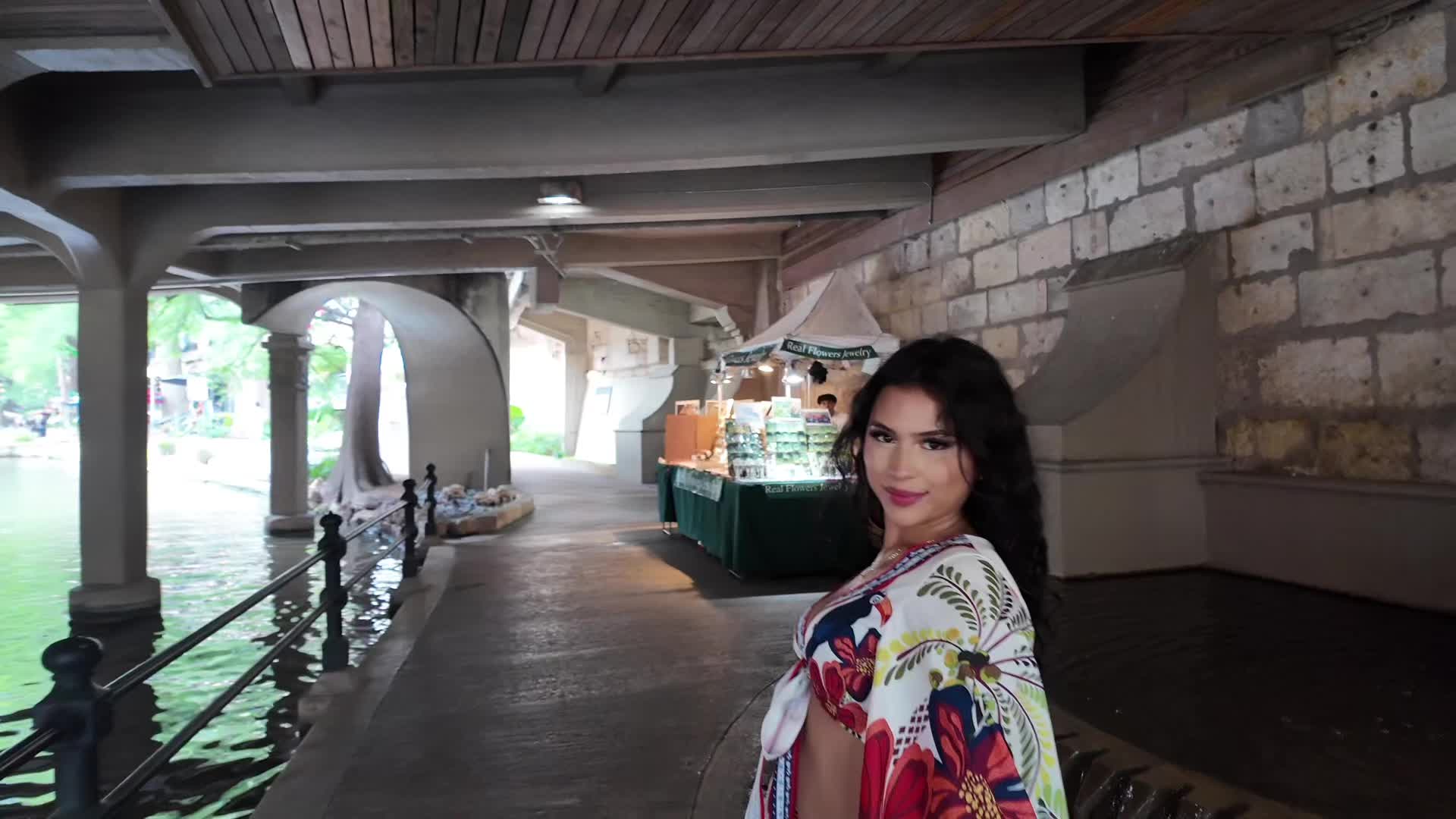 @lifeofanahi