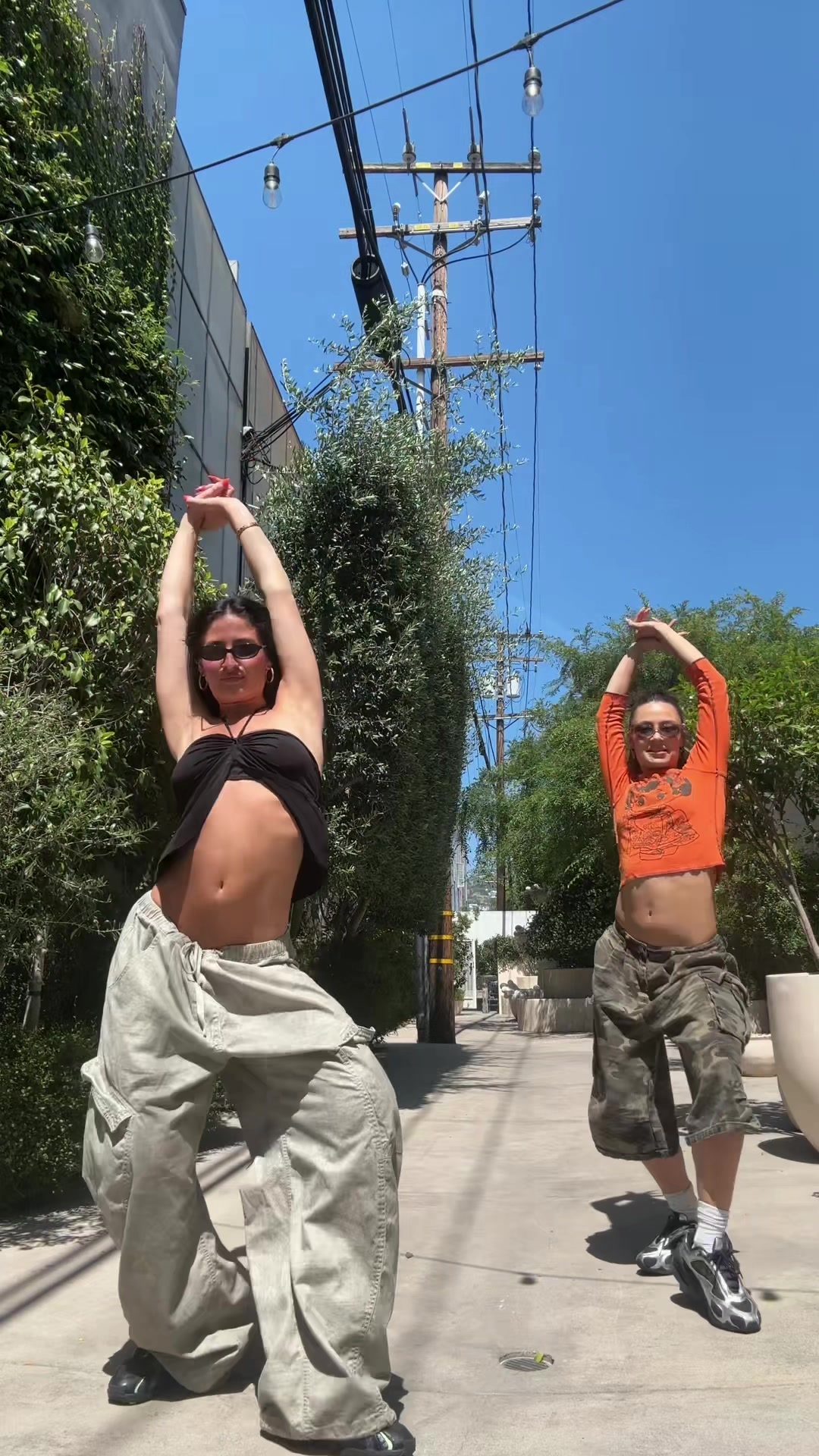 @lili