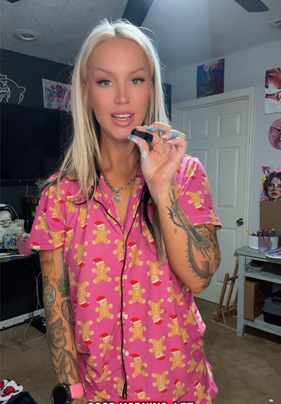 @tiffanylatelyyy