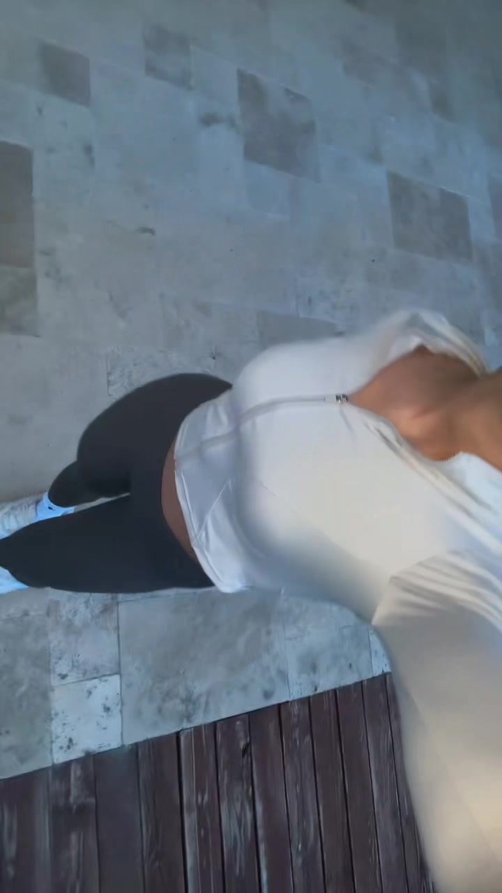 @Isidora🍯