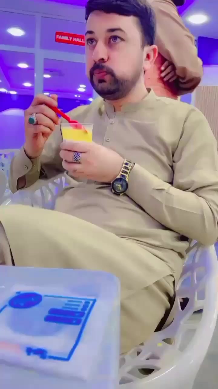 @UmaR BuTT