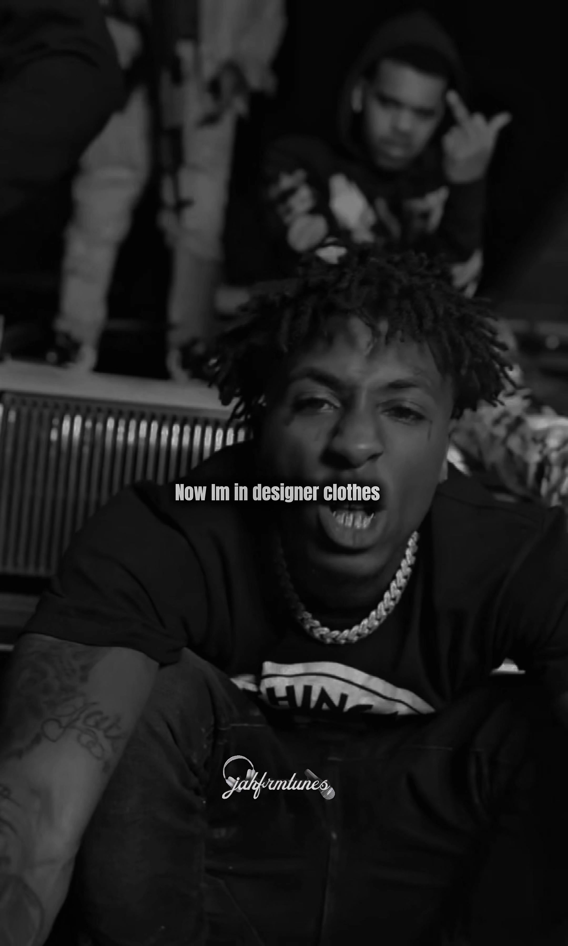 @jah🖤