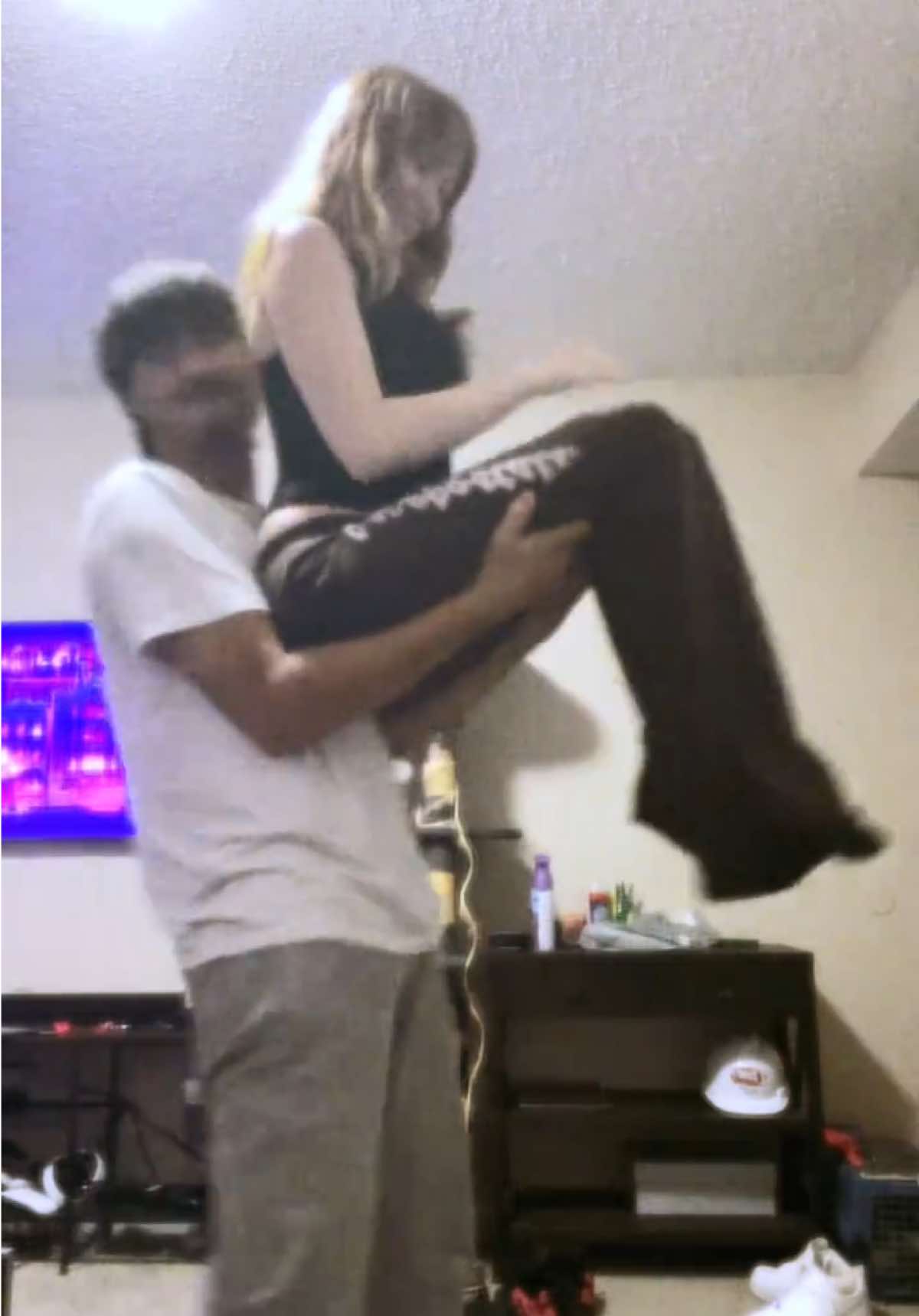 @t