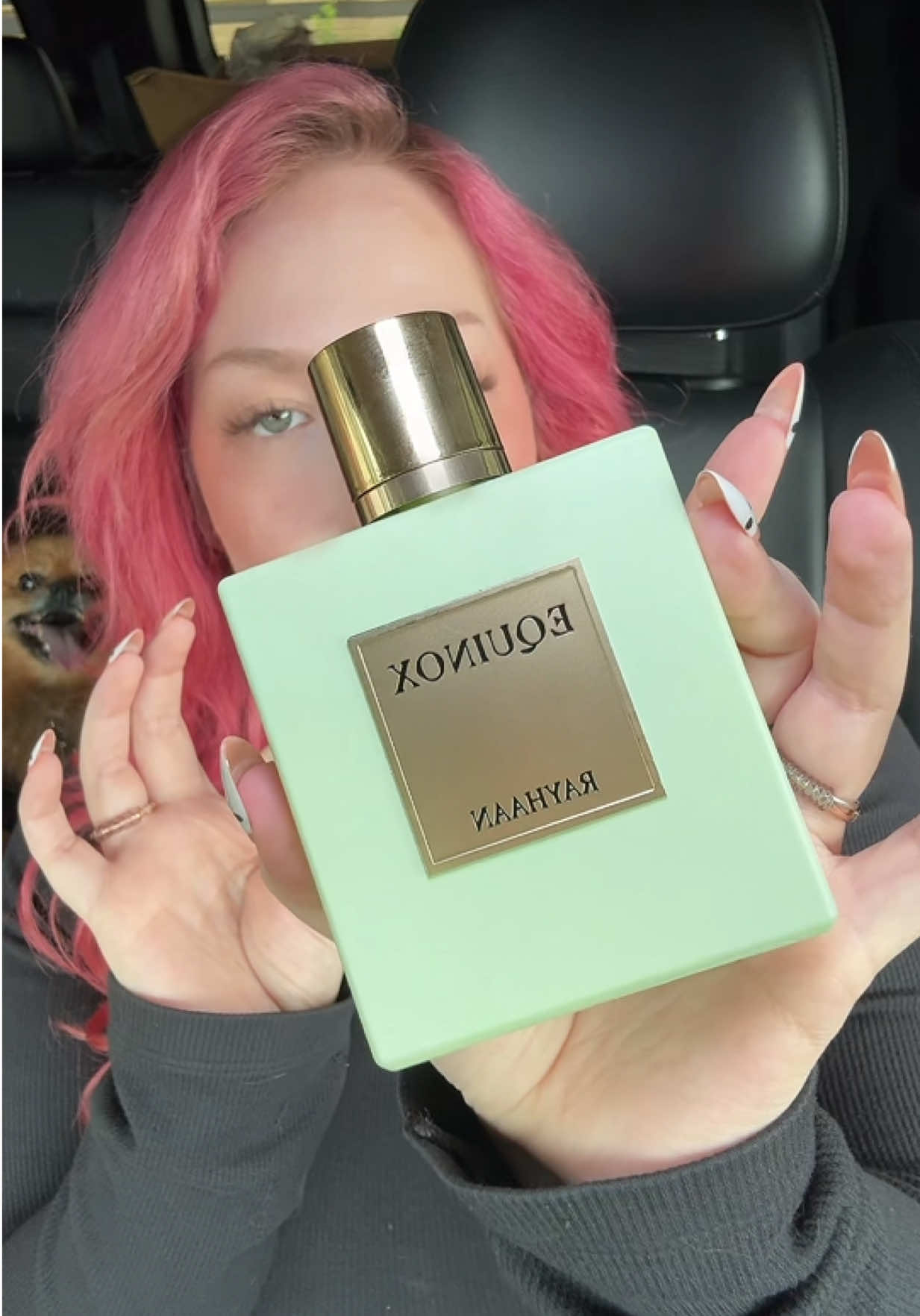 @Ari B | Fragrance & Beauty