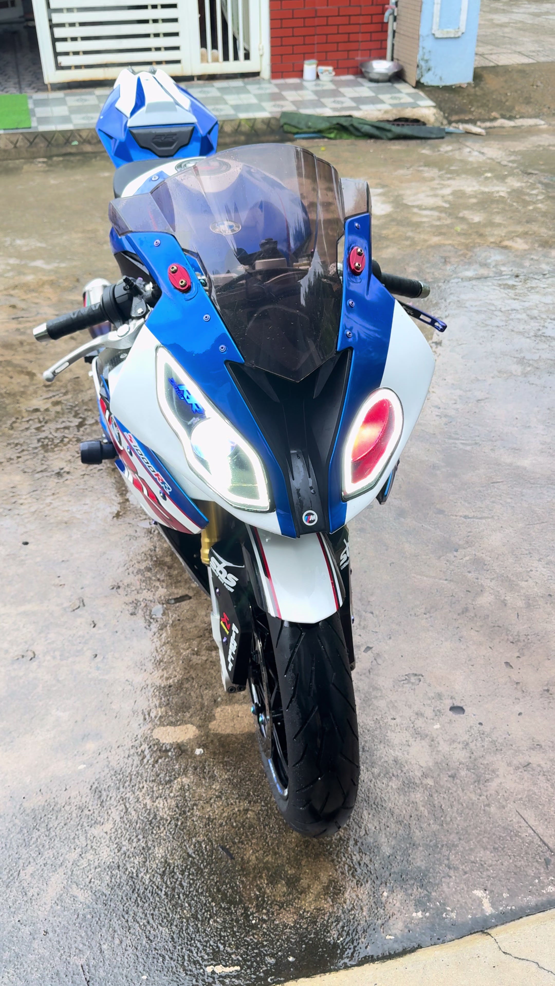 @L&ecirc; Trần Bảo Ngọc