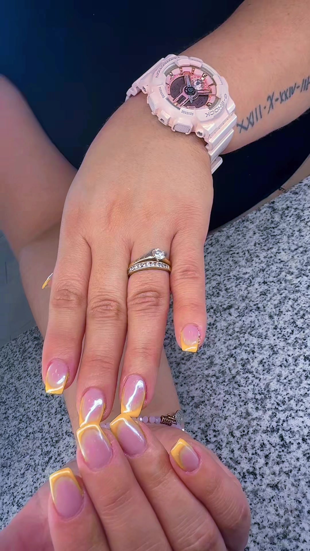 @KR nails and spa