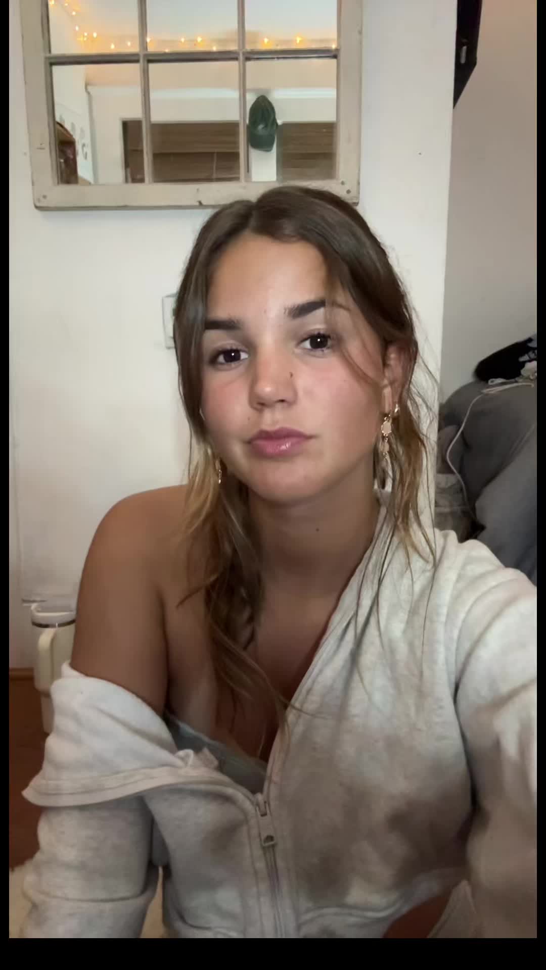 @NotZoe